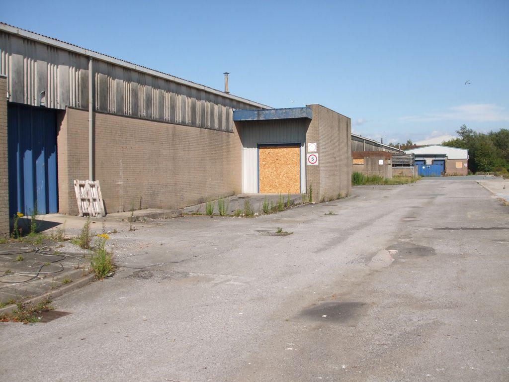 Property photo 2 of 4