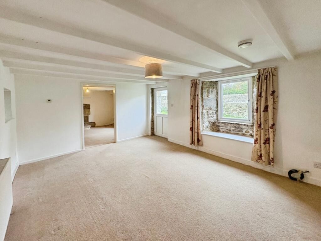 Property photo 3 of 20 4853513