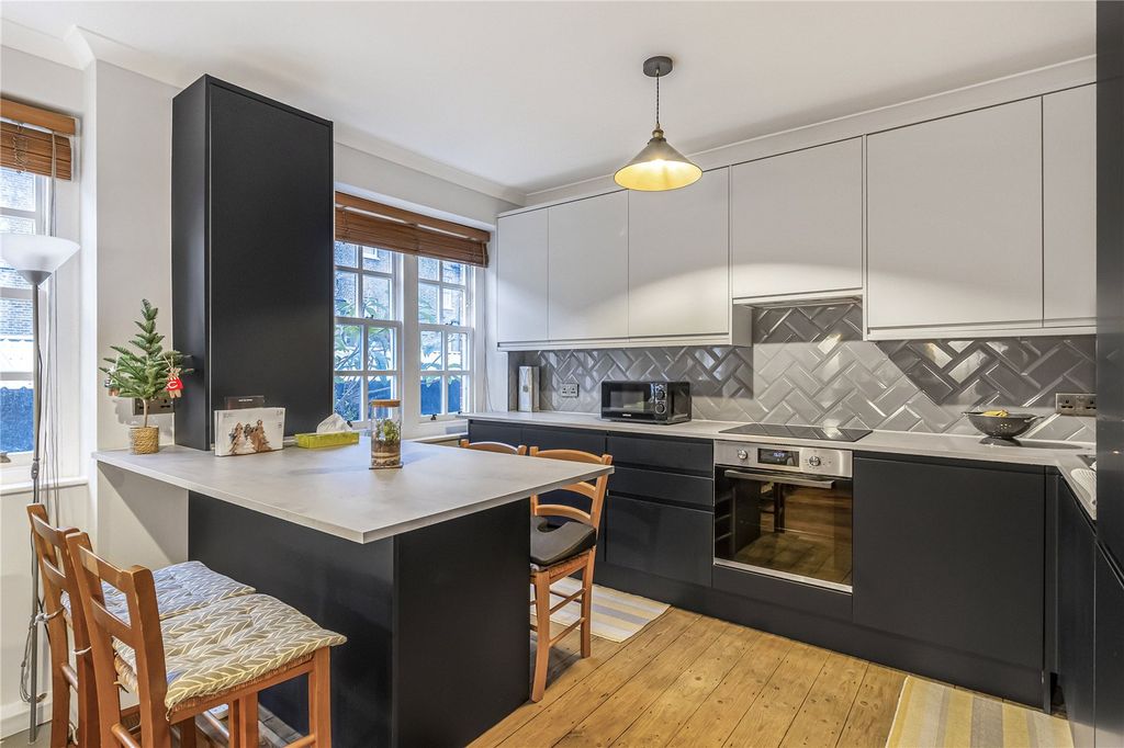 Property photo 1 of 9 Picture No. 35