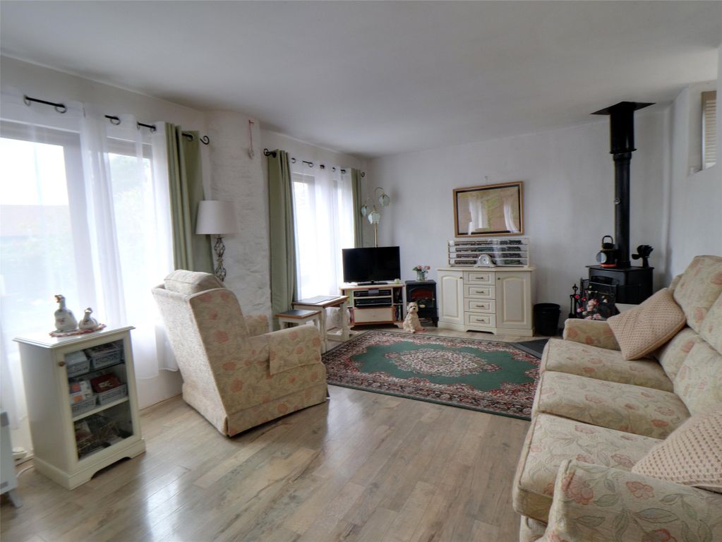 Property photo 2 of 10 2 - Picture No. 02