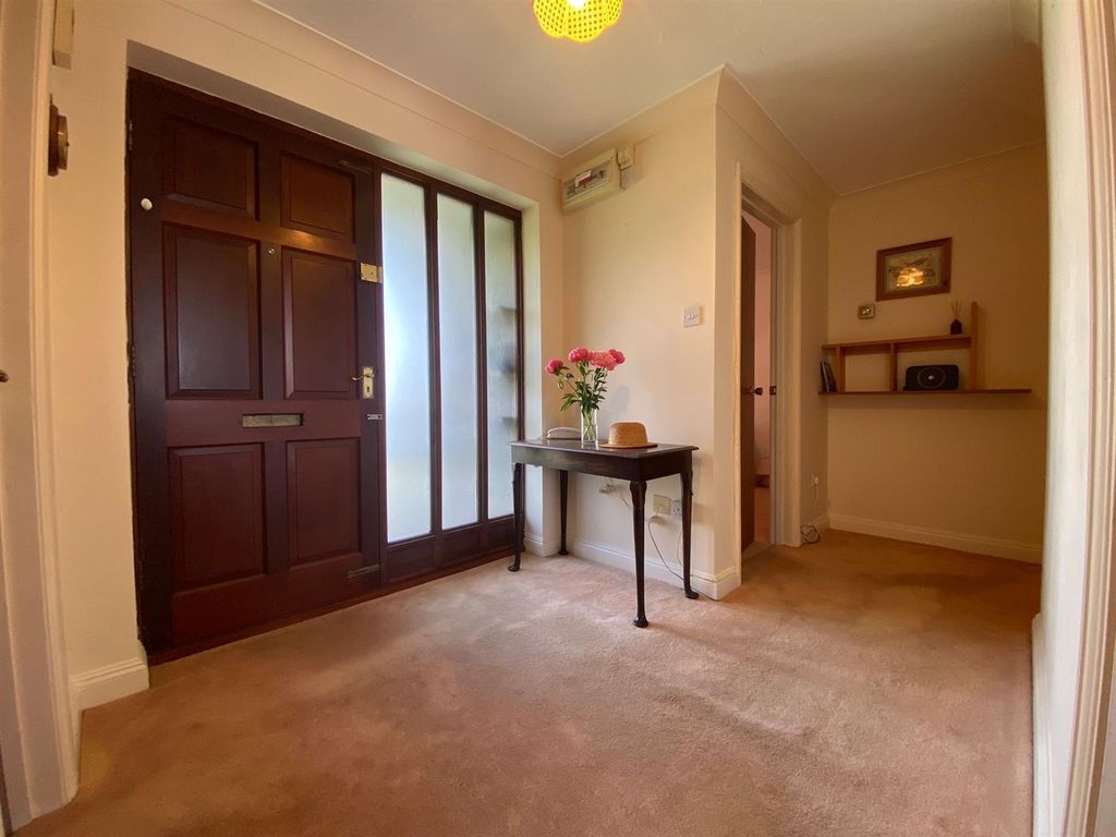 Property photo 3 of 15 Freame Hallway