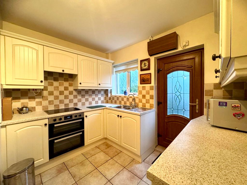 Property photo 3 of 17 Img_0665.Jpeg