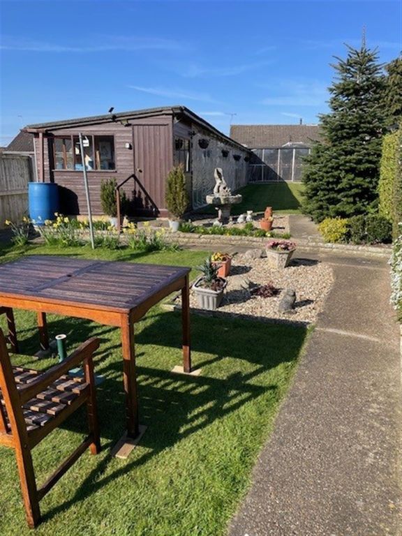 Property photo 1 of 10 Photo 0