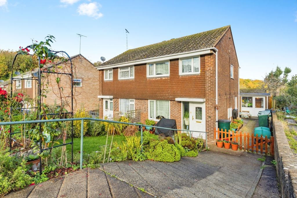 Property photo 1 of 18 Photo