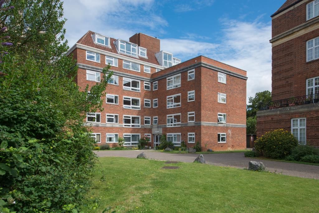 Property photo 1 of 19 External Front