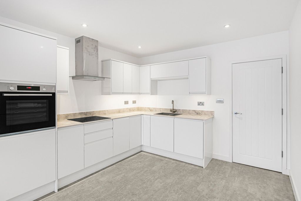 Property photo 1 of 13 Kitchen