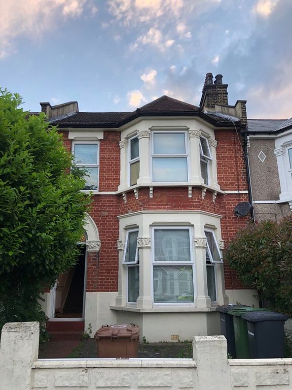 Property photo 2 of 6