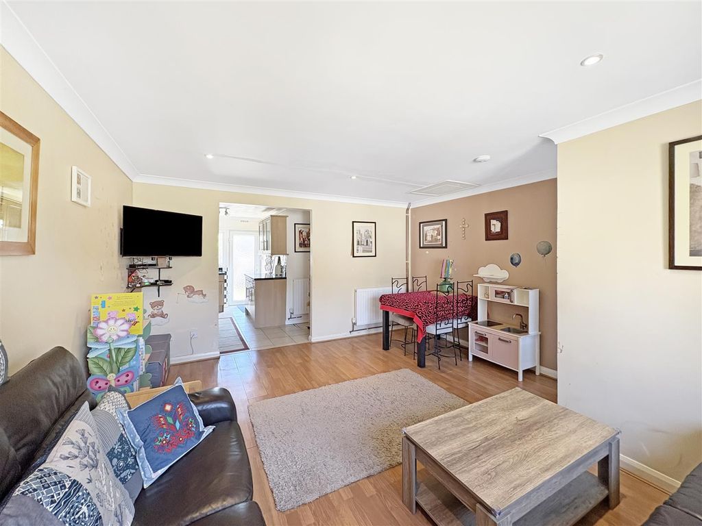 Property photo 2 of 11 14B3E48Bdb7Be66Dea33Fb0d387Ecfe82c417Df1.Jpg