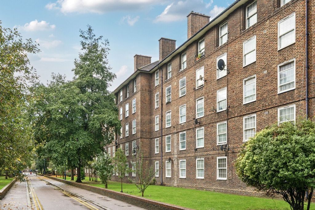 Property photo 1 of 17 Picture No. 03