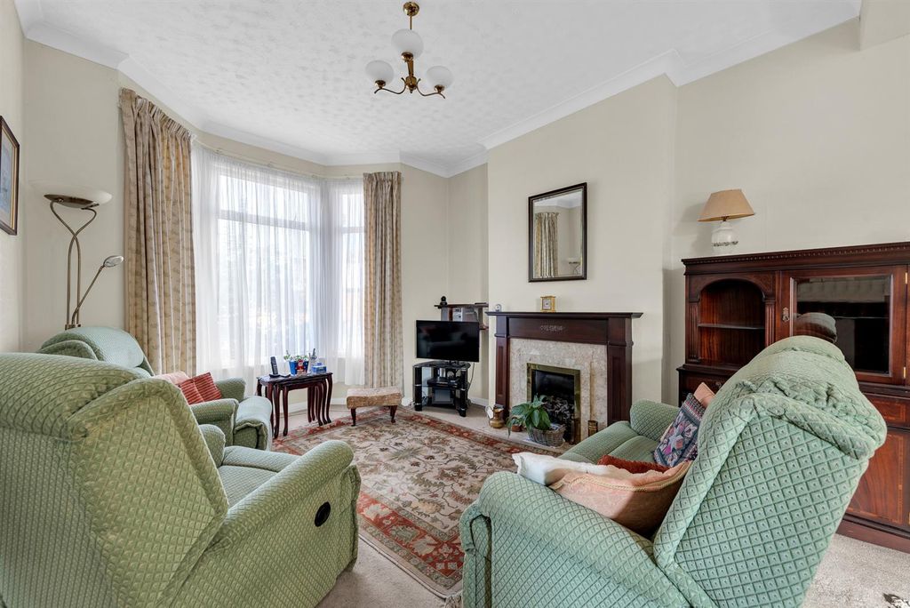 Property photo 2 of 20 Reception/Dining Room