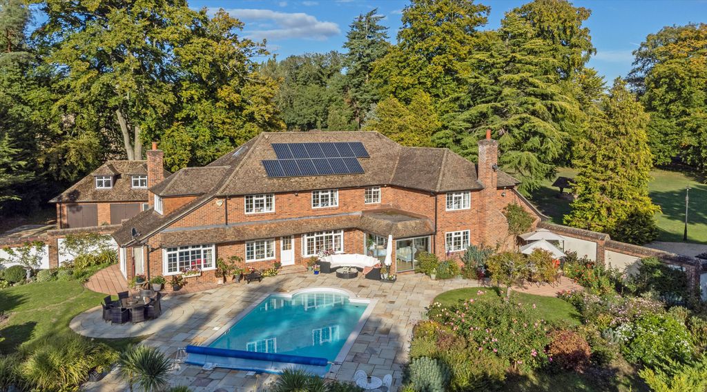 Property photo 1 of 34 Image