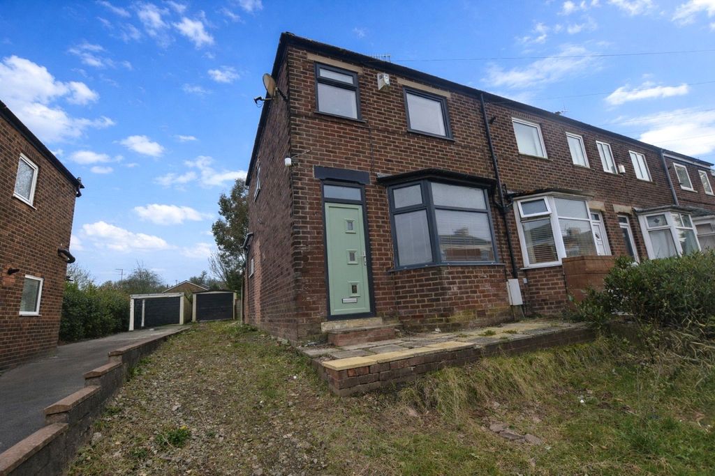 Property photo 1 of 10 Front