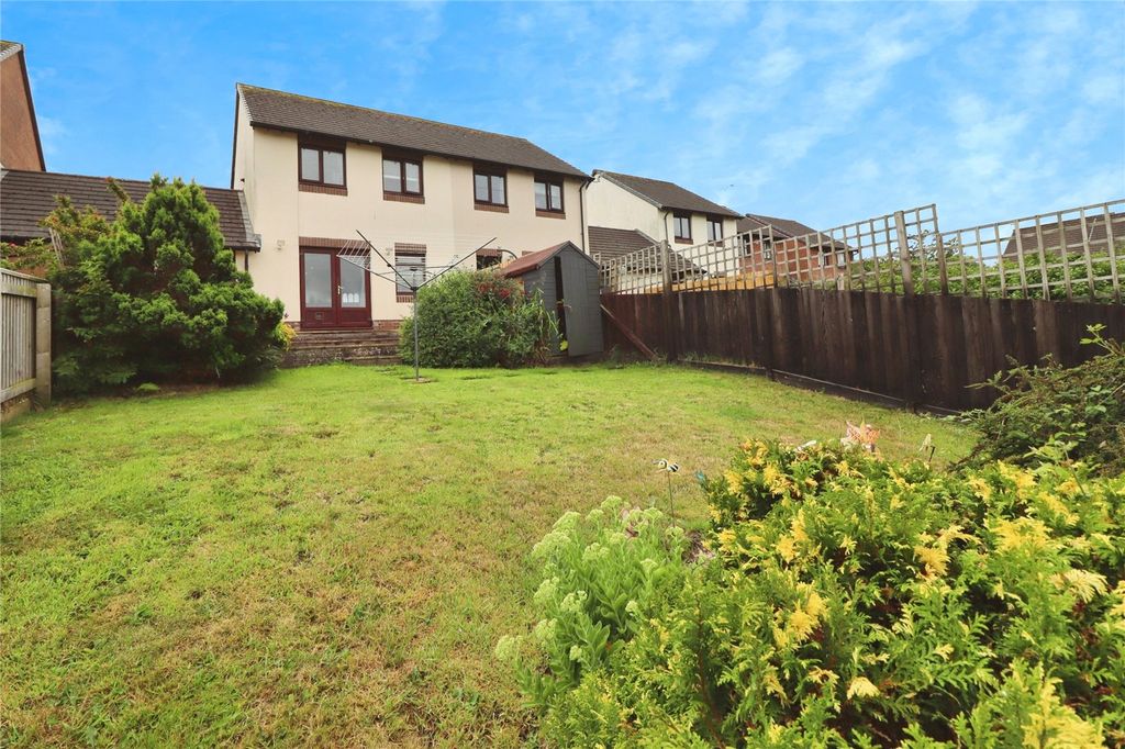 Property photo 1 of 22 Picture No. 04