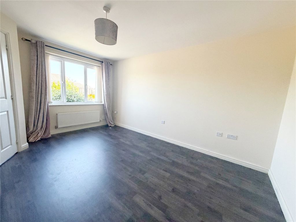 Property photo 3 of 14 Picture No. 04