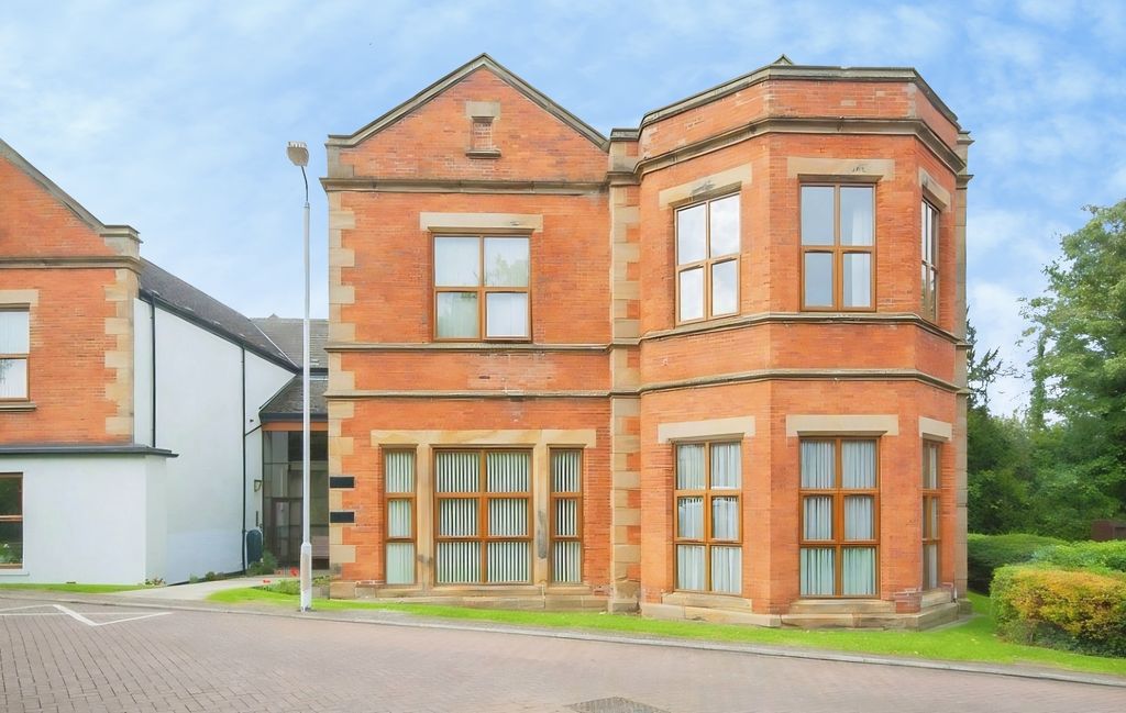 Property photo 1 of 13 Ext Front