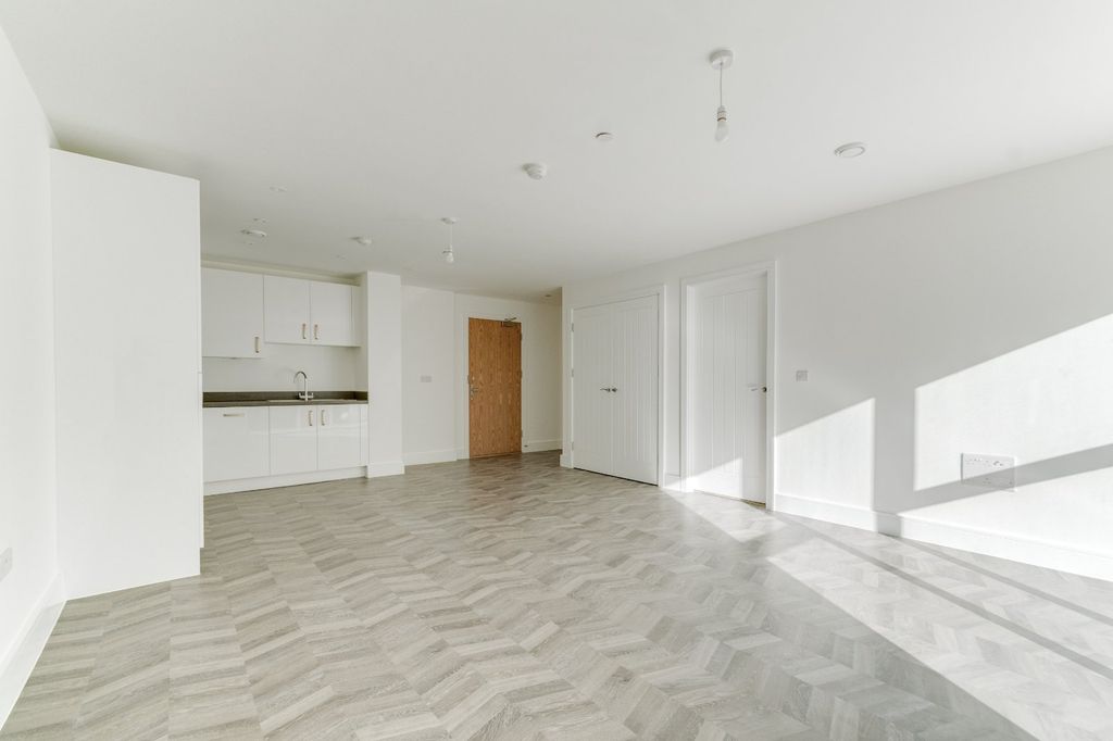 Property photo 3 of 10 Picture No. 09