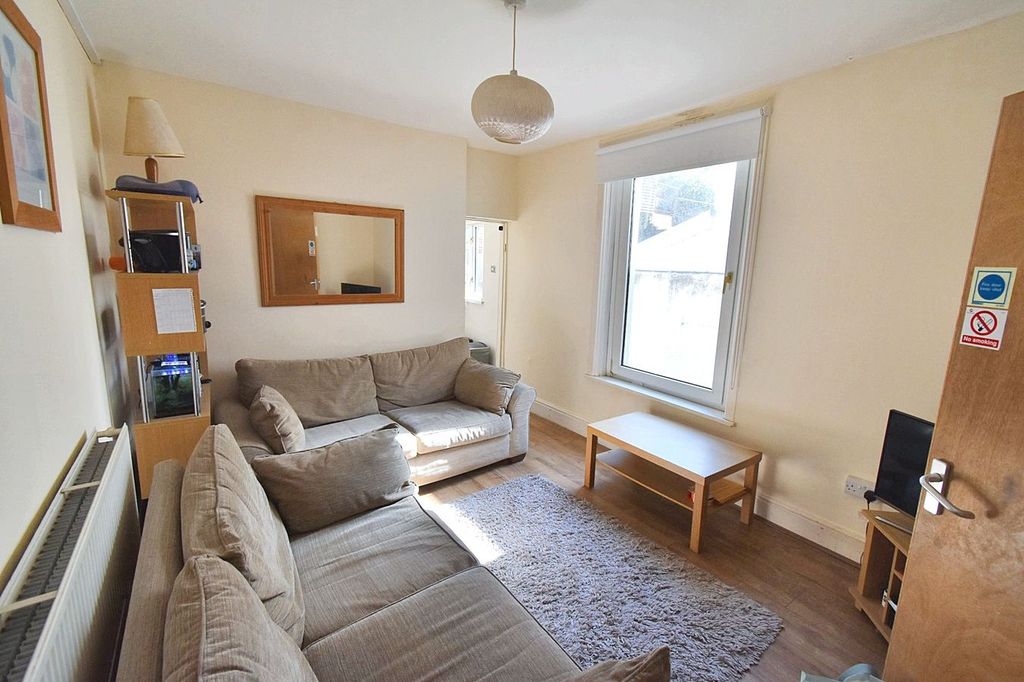 Property photo 3 of 26