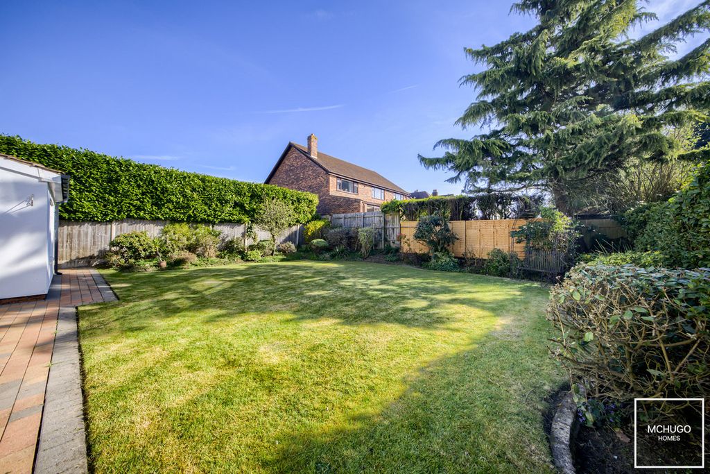 Property photo 2 of 23