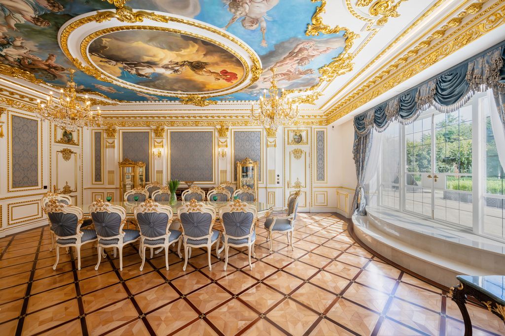 Property photo 2 of 33