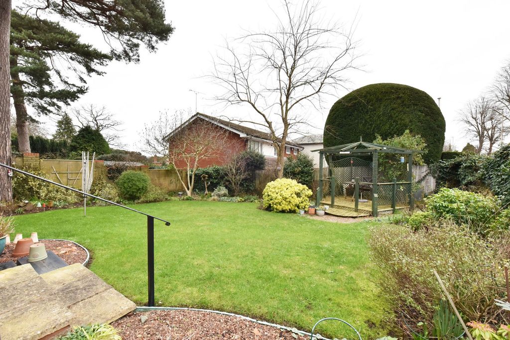 Property photo 2 of 22