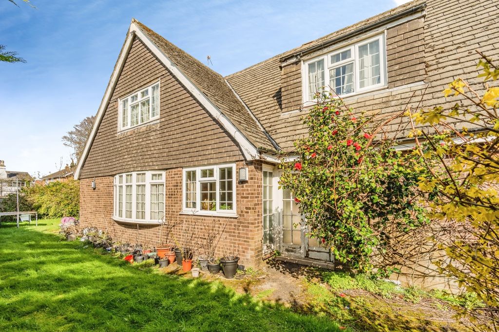 Property photo 1 of 11 Pbox-Img.Jpg