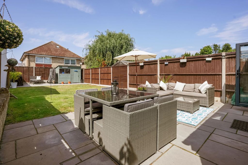 Property photo 3 of 16