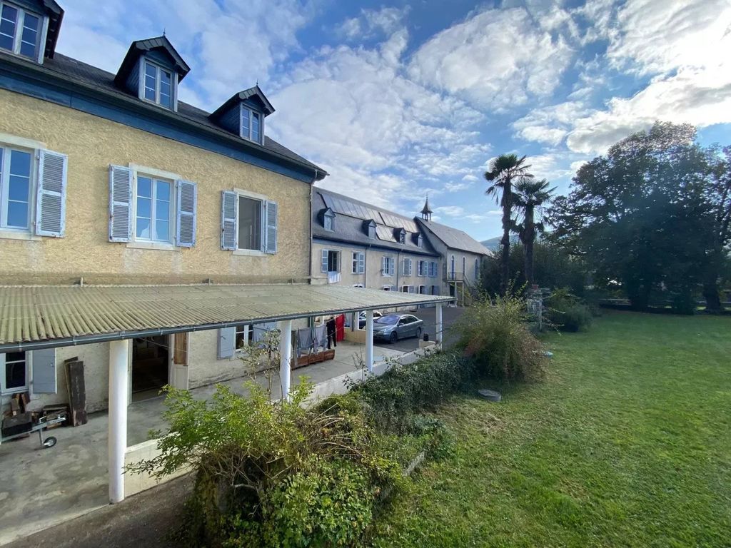Property photo 2 of 6