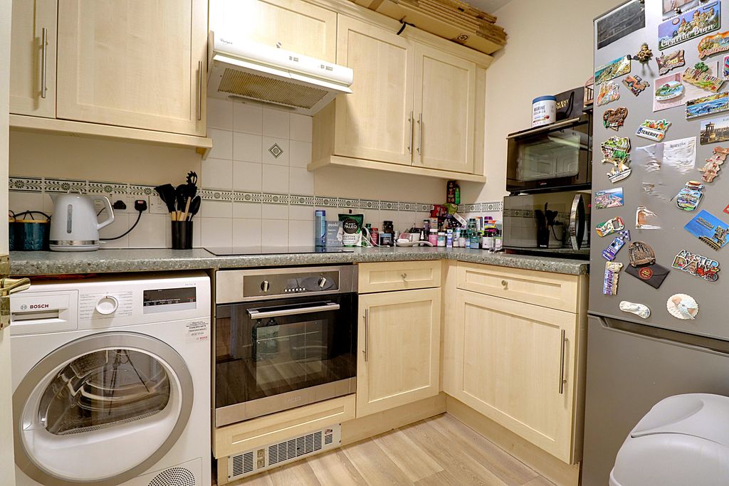 Property photo 3 of 7