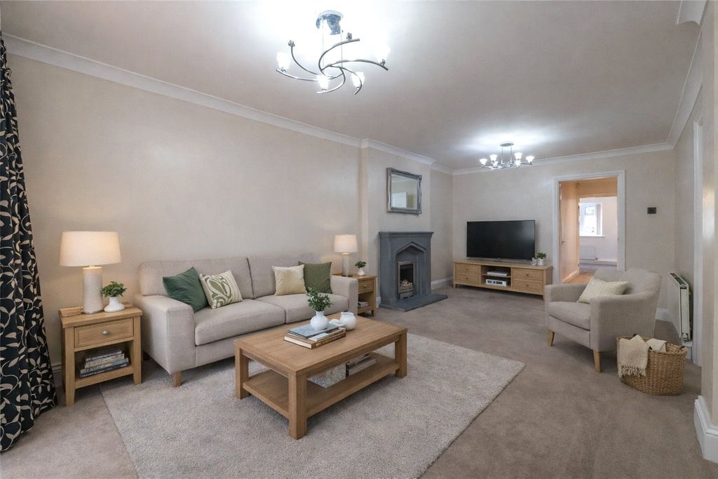 Property photo 3 of 25 Picture No. 29