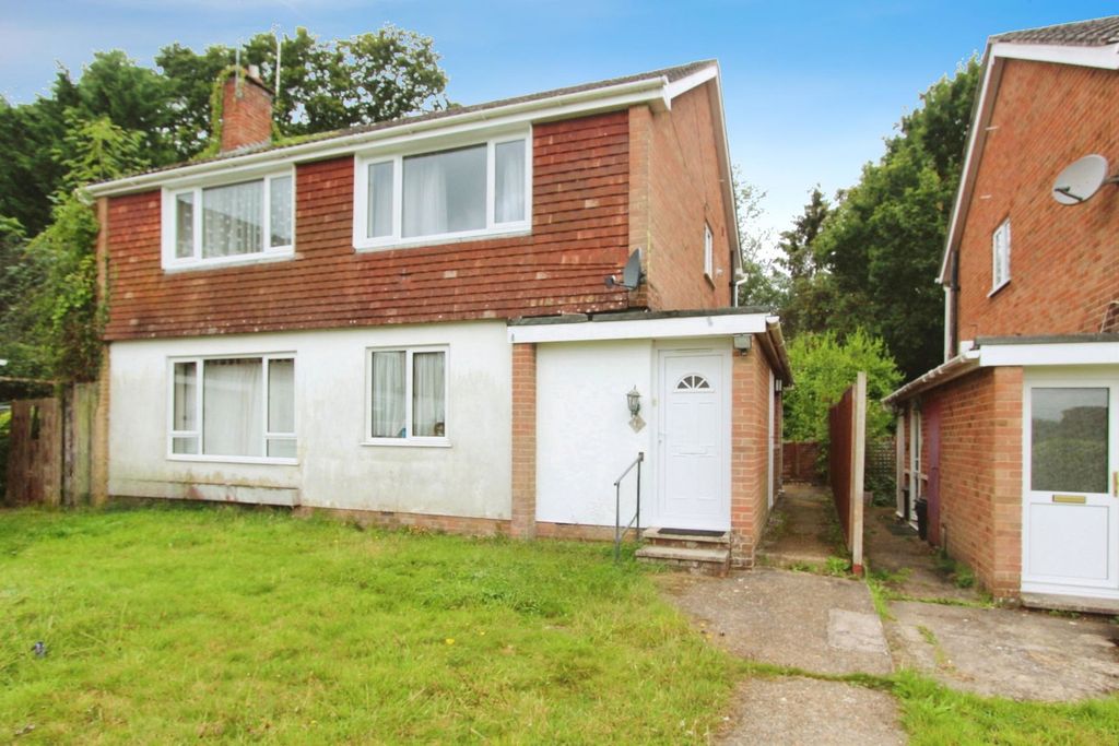 Property photo 2 of 9