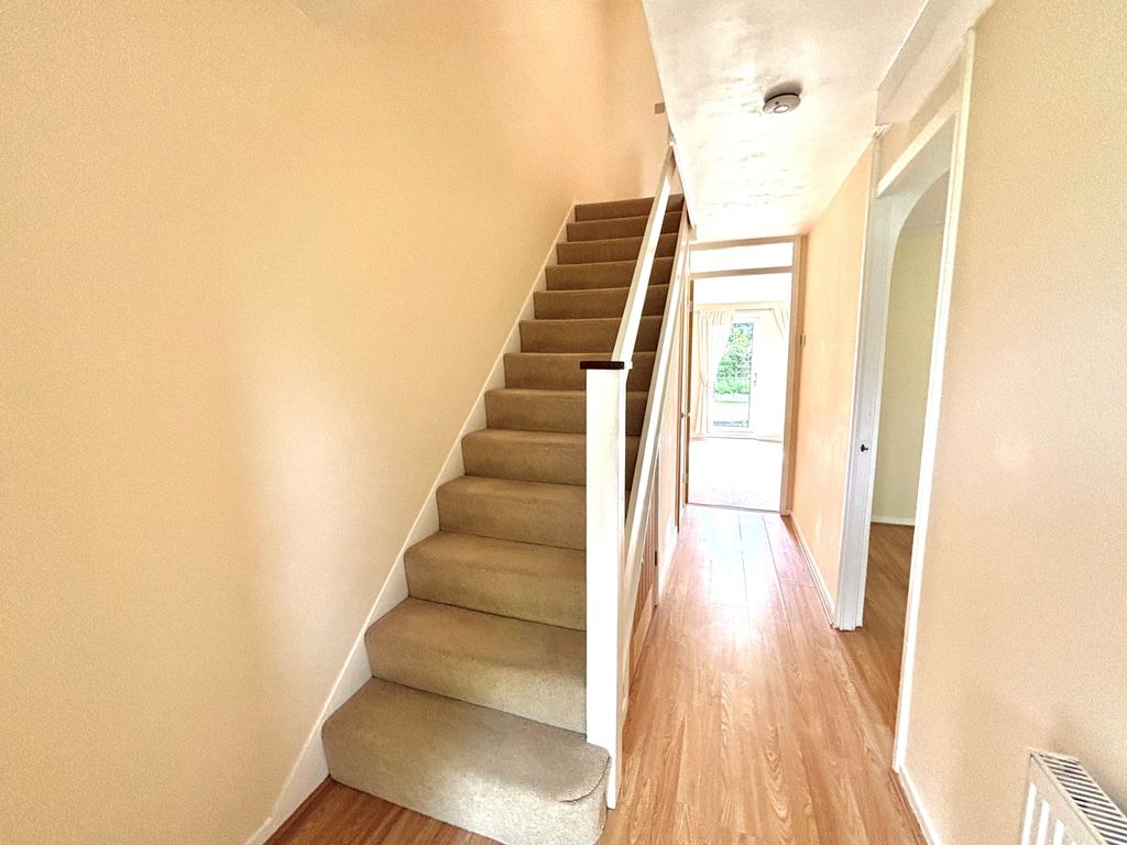 Property photo 2 of 12 Entrance