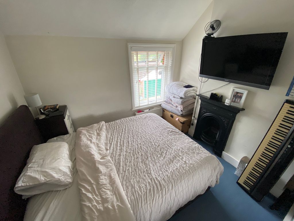 Property photo 3 of 9