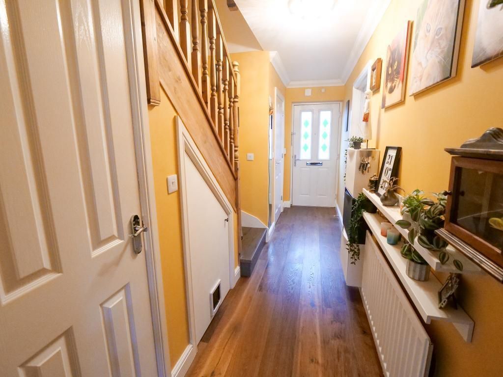 Property photo 2 of 14 Entrance Hallway