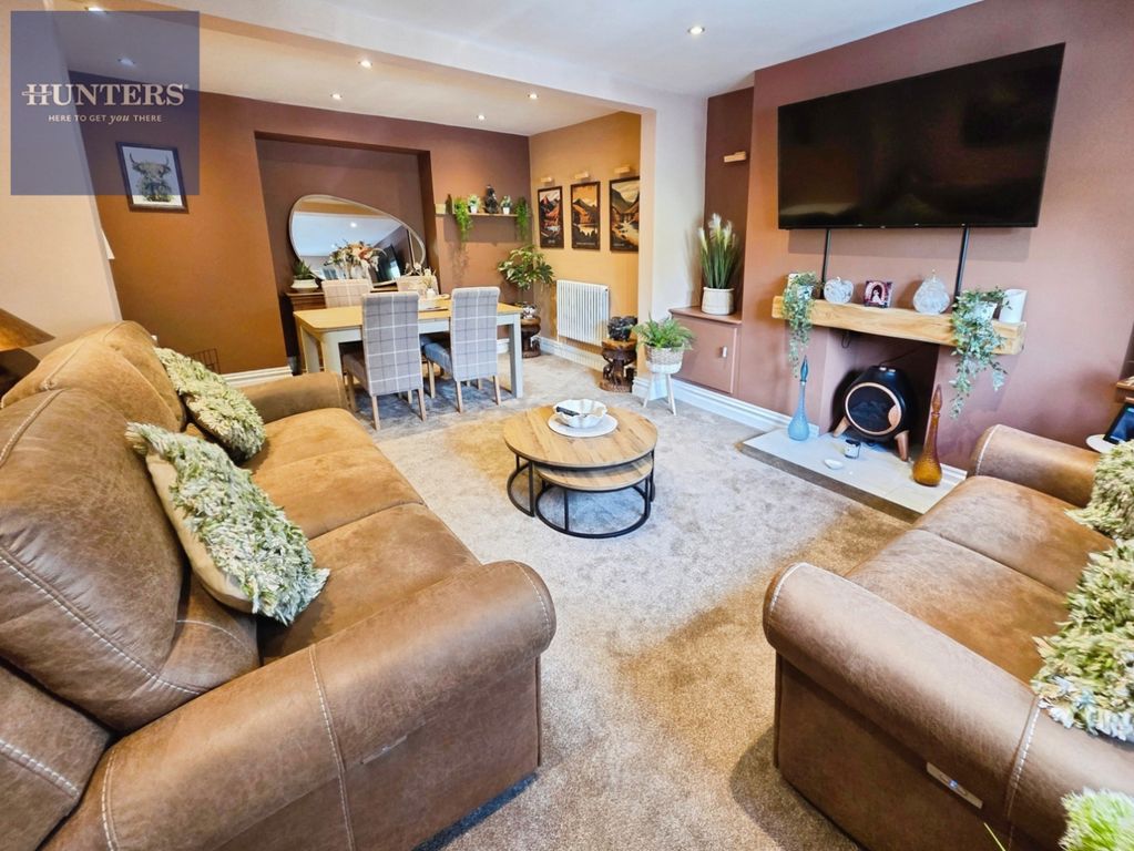 Property photo 2 of 14 Pbox-Img.Jpg