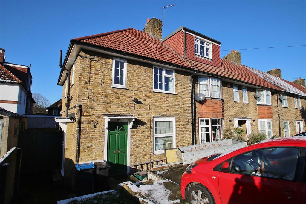 Property photo 1 of 9