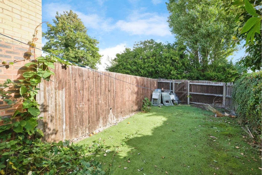 Property photo 2 of 15