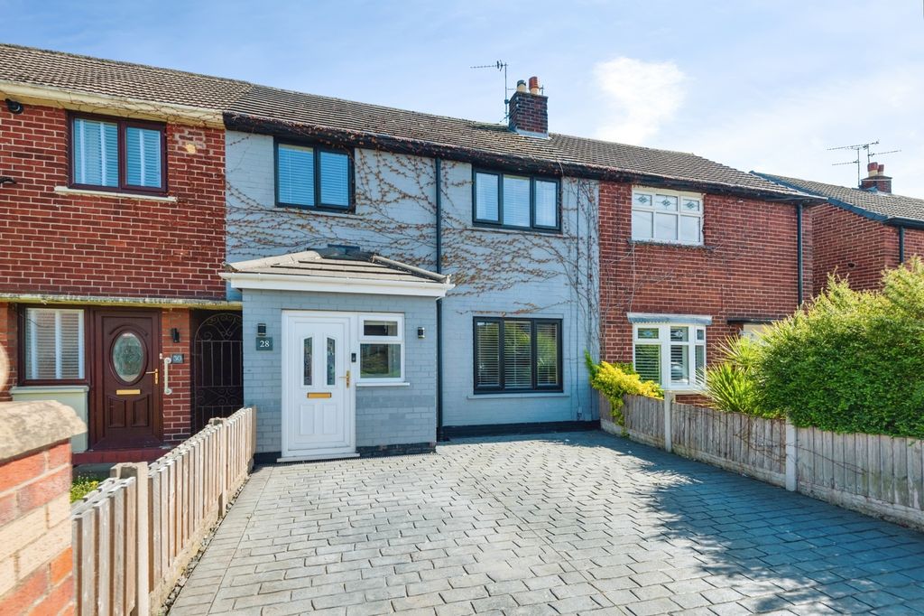 Property photo 1 of 17 Pbox-Img.Jpg