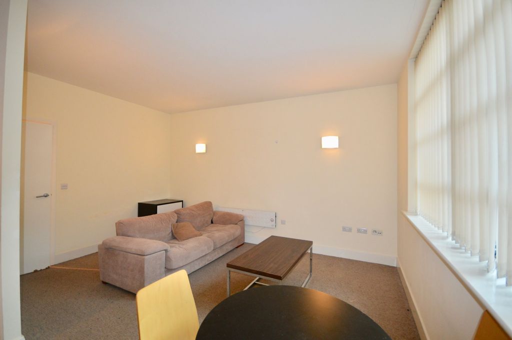 Property photo 2 of 8 Picture No. 09