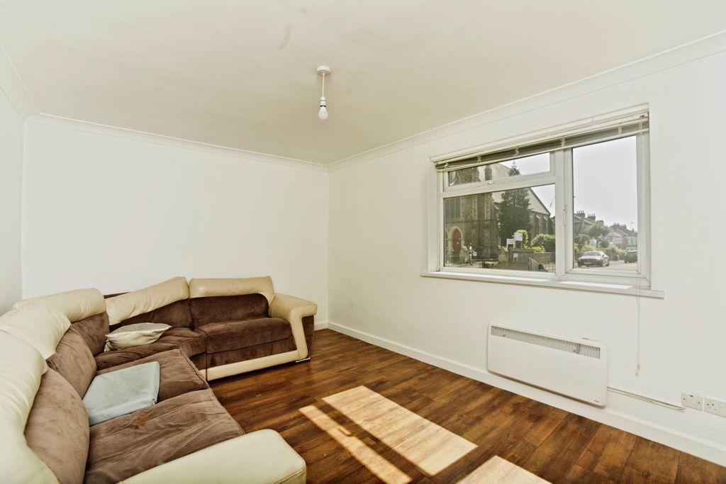 Property photo 3 of 20 Reception Room