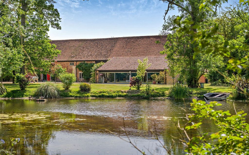 Property photo 1 of 42 The Tudor Great Barn