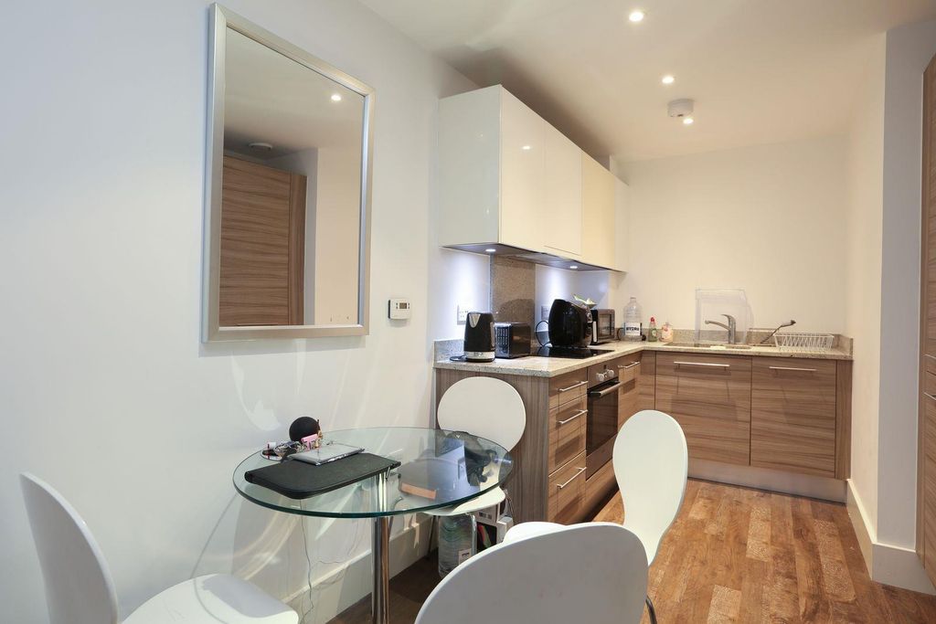 Property photo 3 of 12 Axasdu1A.Jpeg