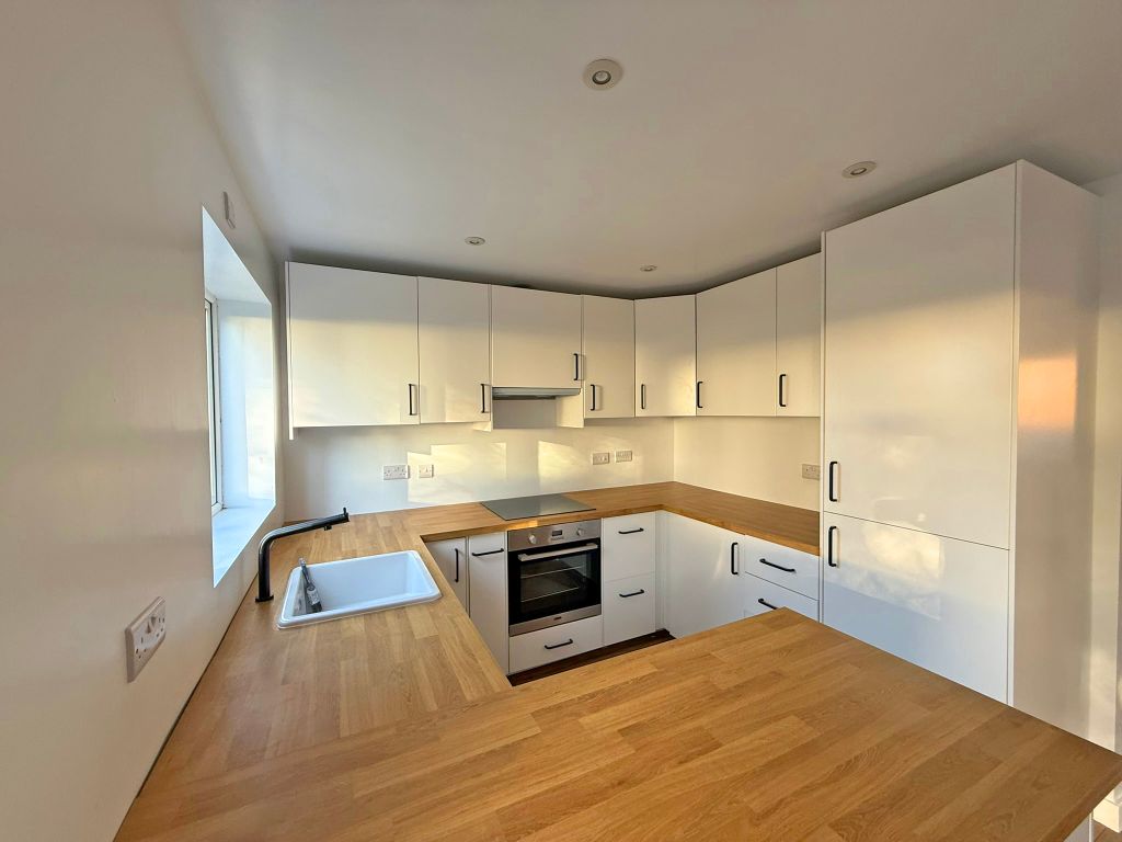 Property photo 3 of 12 Img_6451