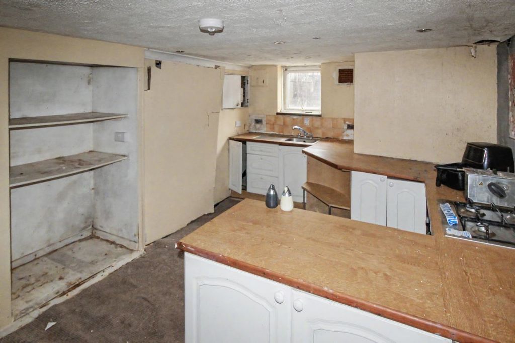 Property photo 2 of 10 Image 2