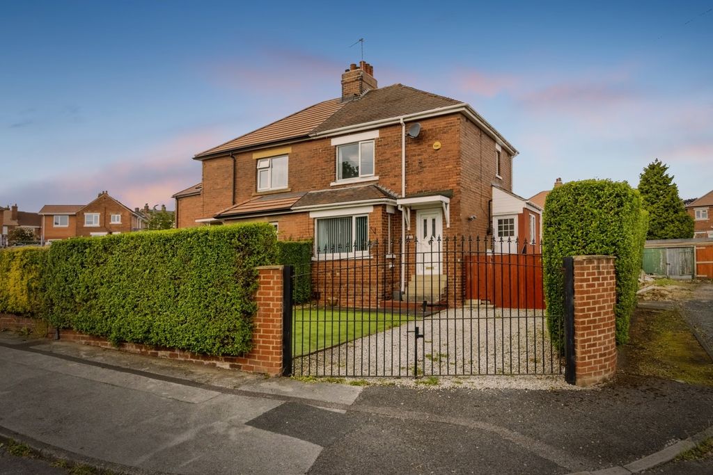 Property photo 1 of 22 Pbox-Img.Jpg