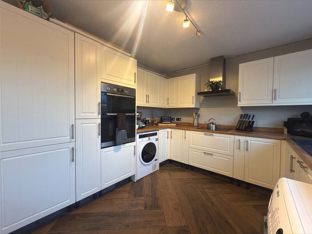 Property photo 2 of 9 Picture No. 07