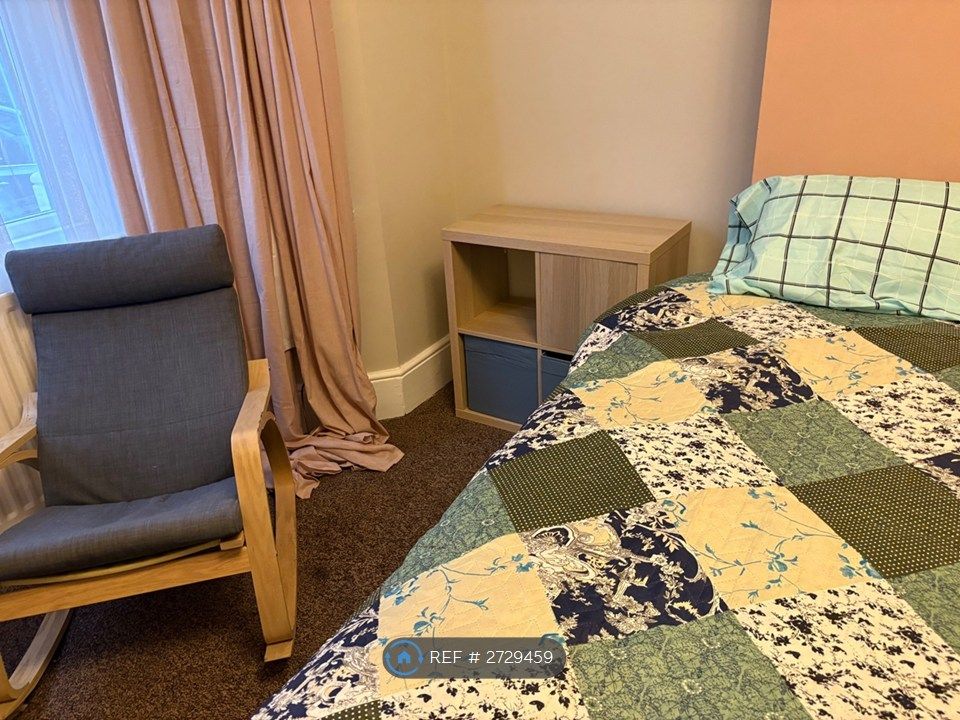 Property photo 1 of 4