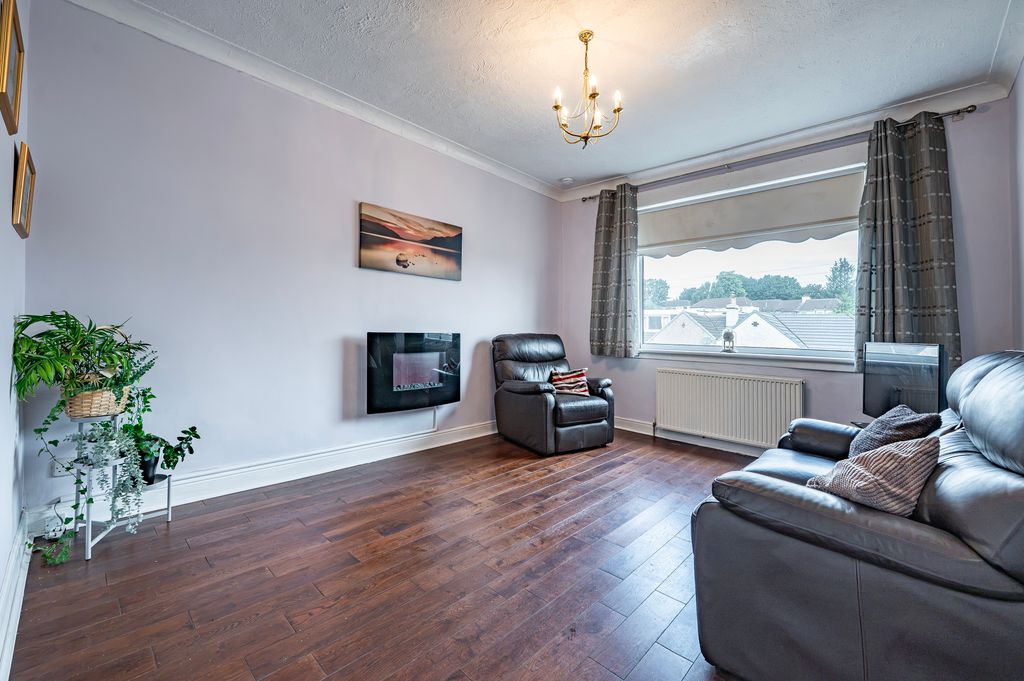 Property photo 2 of 44