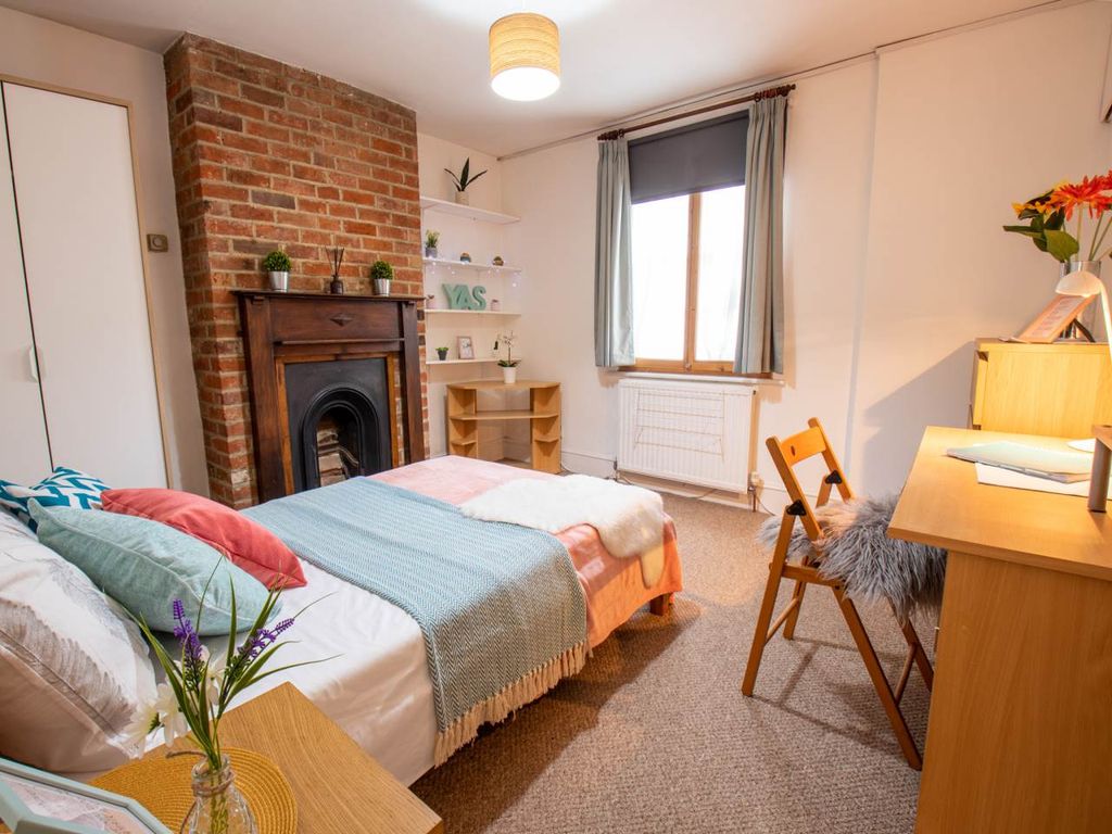 Property photo 3 of 15 Downstairs Bedroom