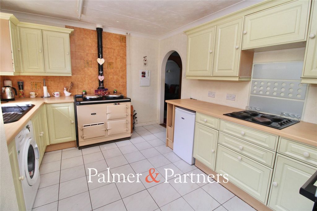 Property photo 3 of 19 Picture No. 36