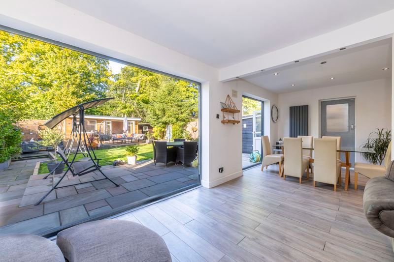 Property photo 2 of 18 Photo 8